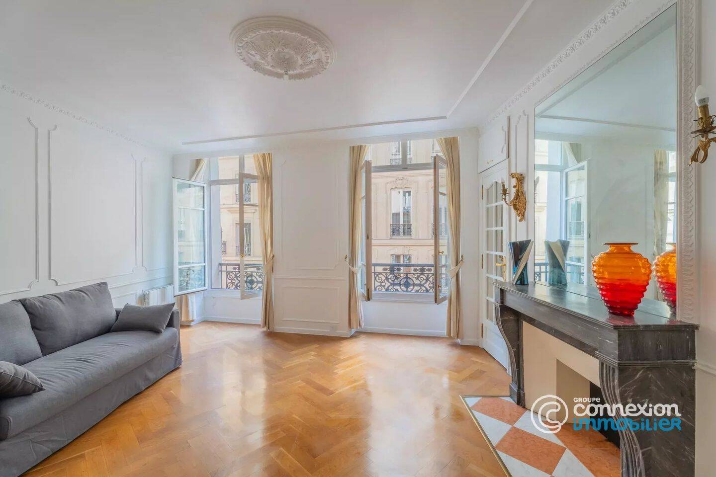 Appartement 2 pièces 55 m² · à Paris 1er Arrondissement · 54,6 m² · 860 000 €