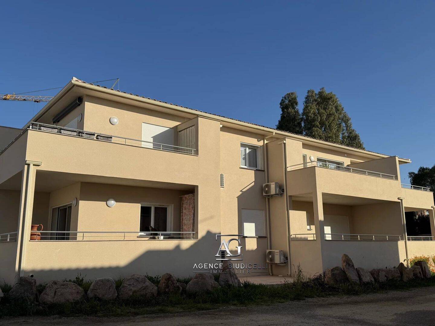 Appartement 2 pièces 61 m² · à Prunelli-Di-Fiumorbo · 61,3 m² · 189 000 €