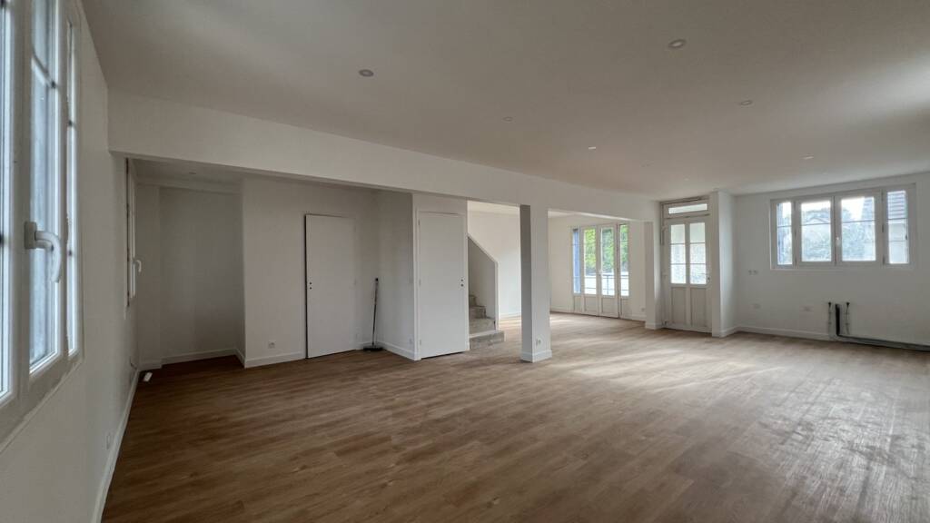 Maison à vendre 599 000 € 6 pièces 4 chambres 140 m² 137 m² de terrain Village Doumer Carrières-sur-Seine 78420