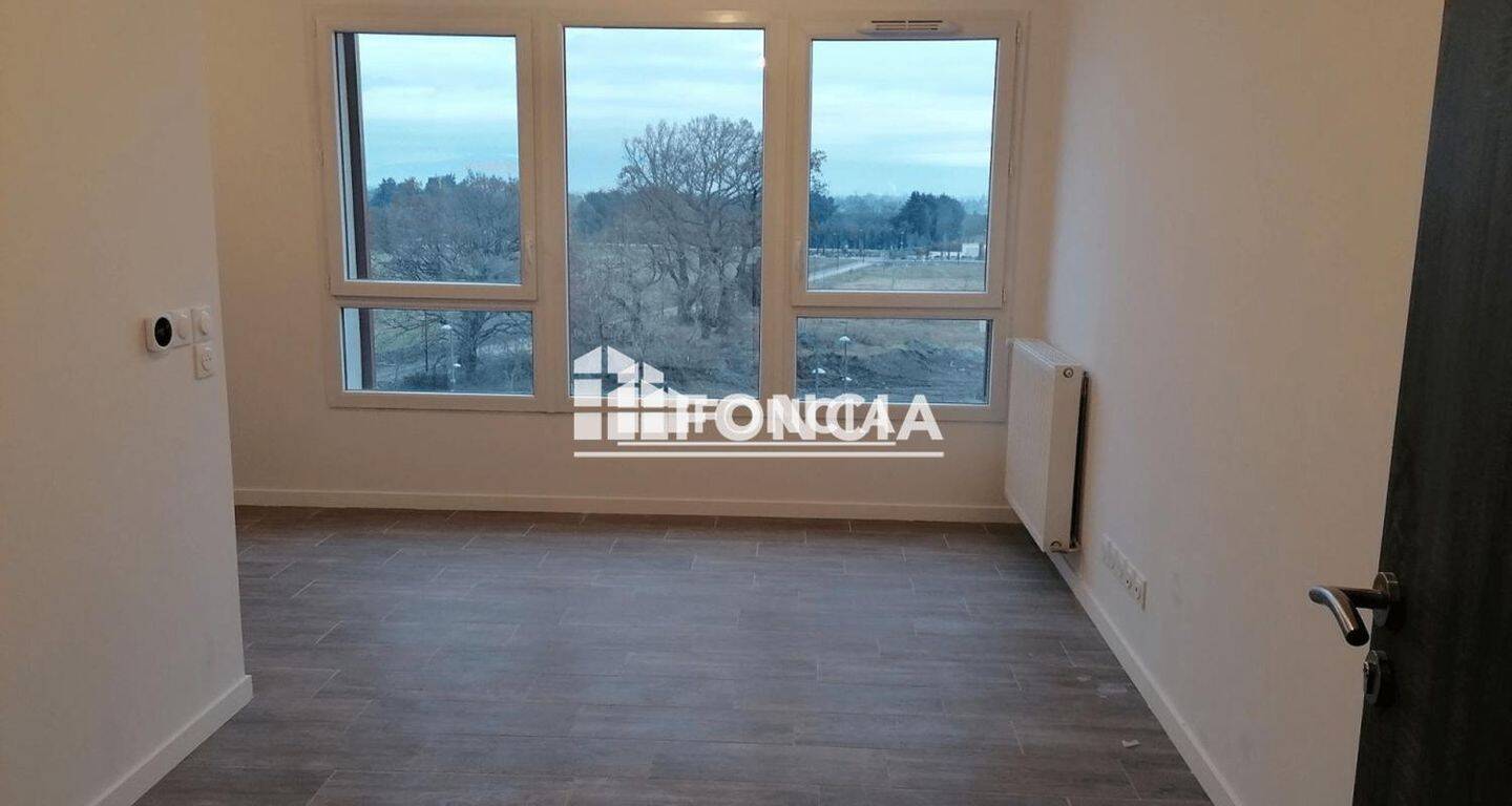 Appartement 1 pièce 28 m² · à Monteux · 27,7 m² · 410 €