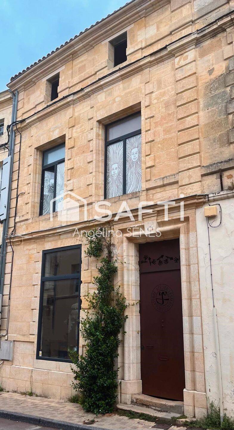 Maison 6 pièces 232 m² · à Bourg · 232 m² · 173 000 €