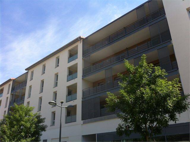 Appartement 1 pièce 33 m² · à Tassin-la-Demi-Lune · 33,2 m² · 587 €/mois
