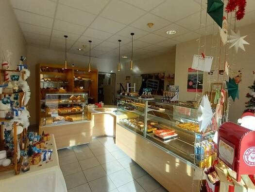 Boulangerie / Pâtisserie à vendre Fonds de commerce 162 000 € 105 m² de surface de vente Le Mêle-sur-Sarthe 61170