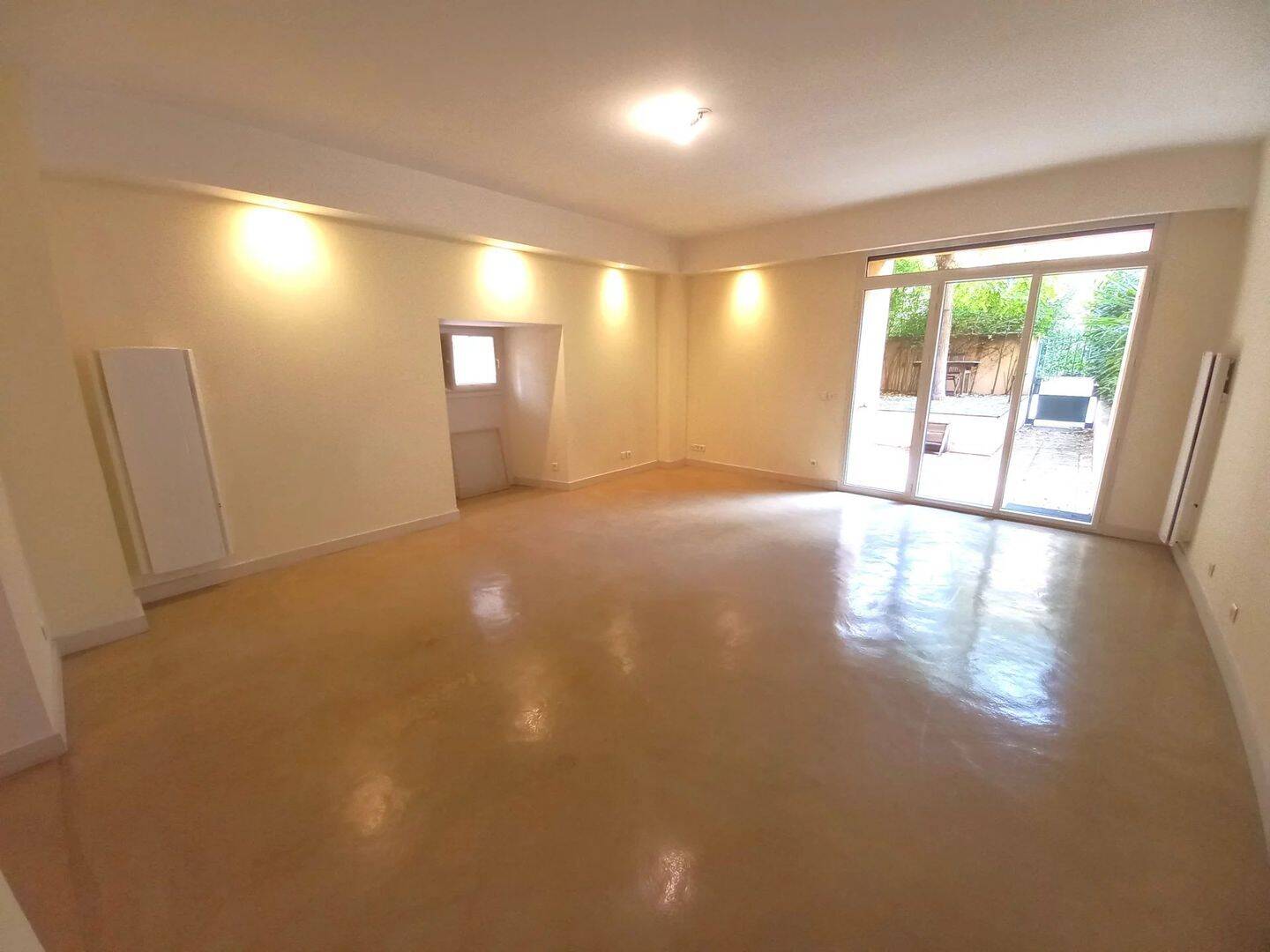 Appartement 4 pièces 93 m² · à Aix-en-Provence · 93,3 m² · 2 298 €/mois