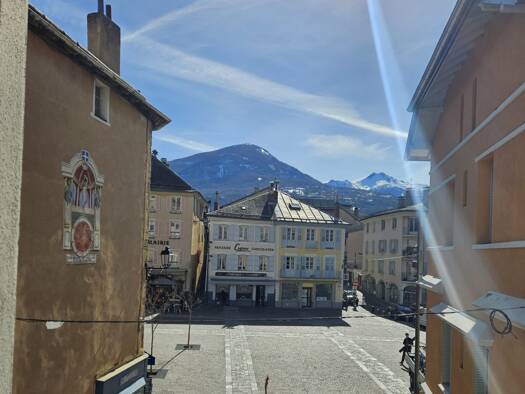 Appartement à vendre 134 000 € 2 pièces 1 chambre 39,3 m² Étage 2/3 Les Ecarts Embrun 05200