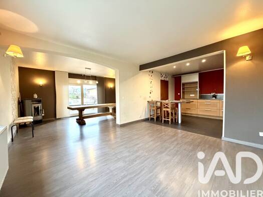 Maison à vendre 290 000 € 5 pièces 6 chambres 239 m² 870 m² de terrain Henridorff 57820