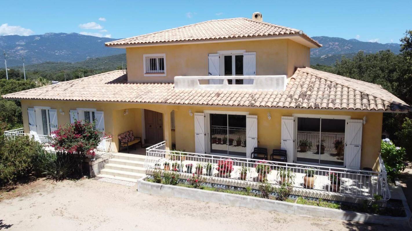 Maison 7 pièces 200 m² · à Porto-Vecchio · 200 m² · 883 000 €