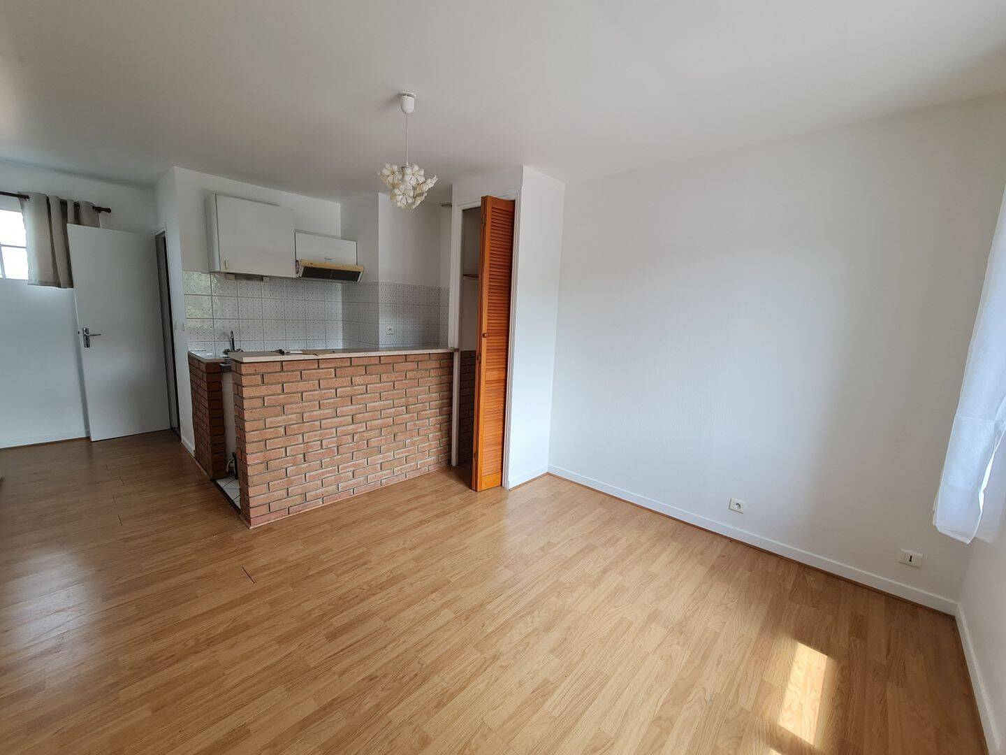 Appartement 1 pièce 23 m² · à Orsay · 22,7 m² · 650 €