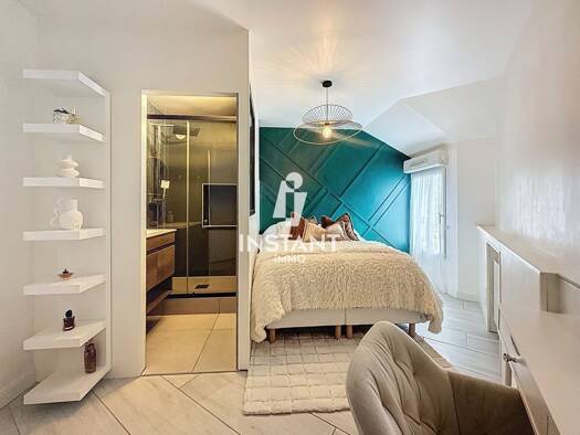 Duplex à vendre 284 000 € 4 pièces 3 chambres 81 m² Étage 1/1 La Grusie Villeneuve-le-Roi 94290