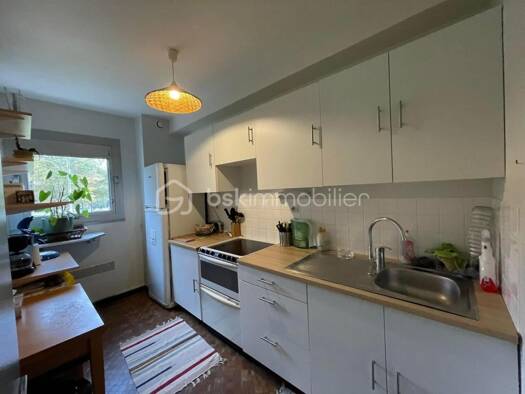 Appartement à vendre 168 000 € 5 pièces 2 chambres 94 m² Étage 1/3 Bagnoles de l'Orne Normandie 61600