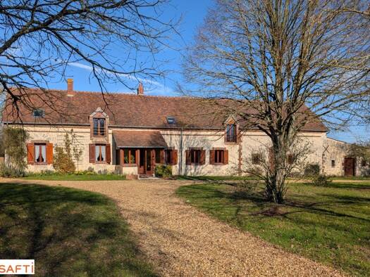 Maison à vendre 415 000 € 9 pièces 5 chambres 250 m² 11 299 m² de terrain Feings 61400