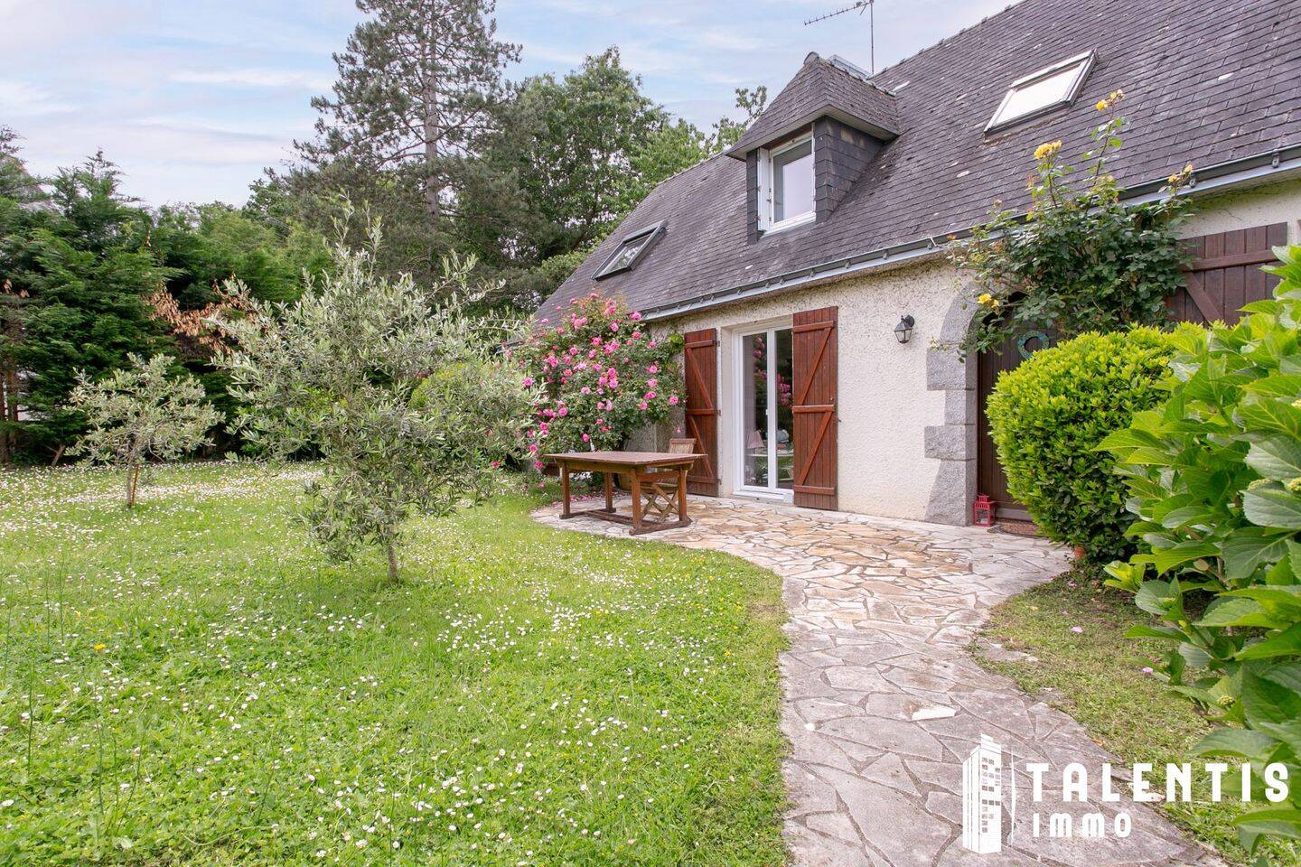 Maison 7 pièces 172 m² · à La Chapelle-sur-Erdre · 172,4 m² · 499 000 €