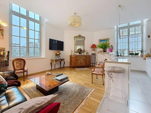 Appartement à vendre 449 500 € 3 pièces 2 chambres 65 m² Étage 1/3 Centre Ville La Rochelle 17000