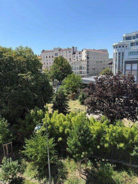 Appartement 2 pièces 43 m² · à Lyon 7ème Arrondissement · 43 m² · 860 €/mois