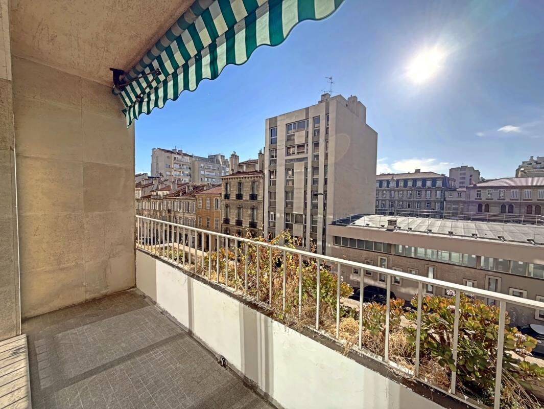 Appartement 3 pièces 72 m² · à Marseille 8ème Arrondissement · 72,2 m² · 1 190 €/mois