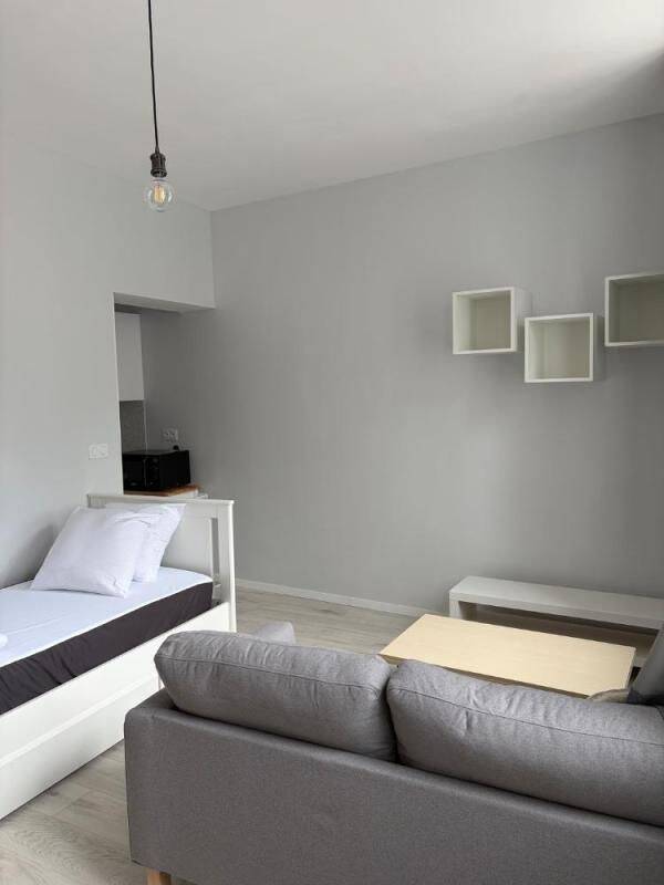 Appartement 1 pièce 23 m² · à Moulins · 23 m² · 440 €