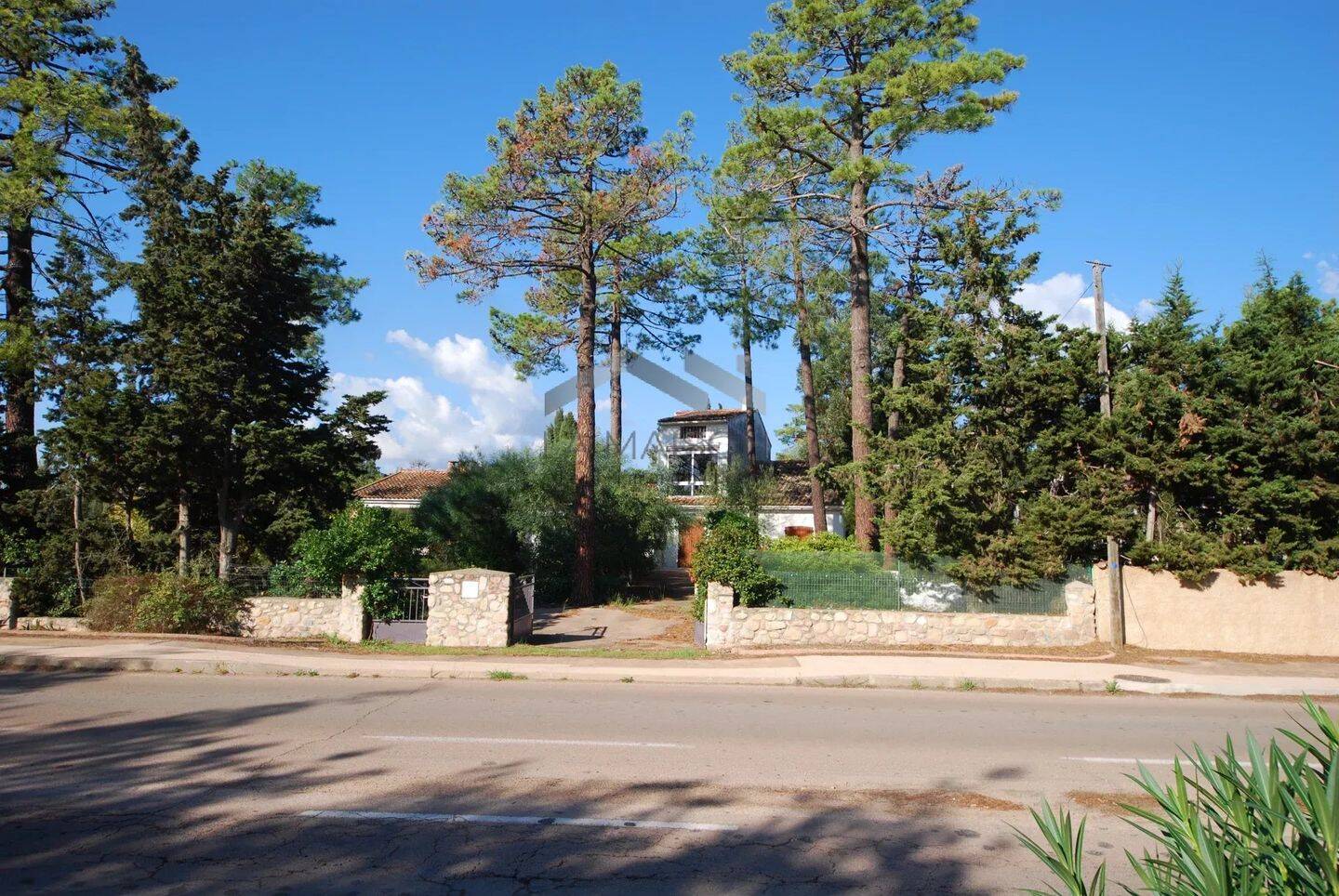 Terrain de 250 m² à Porto-Vecchio - photo 2