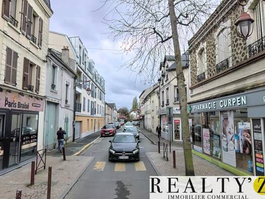 Boutique à louer 1 540 € 2 pièces 45 m² de surface de vente General de Gaulle-Iles Montfermeil 93370
