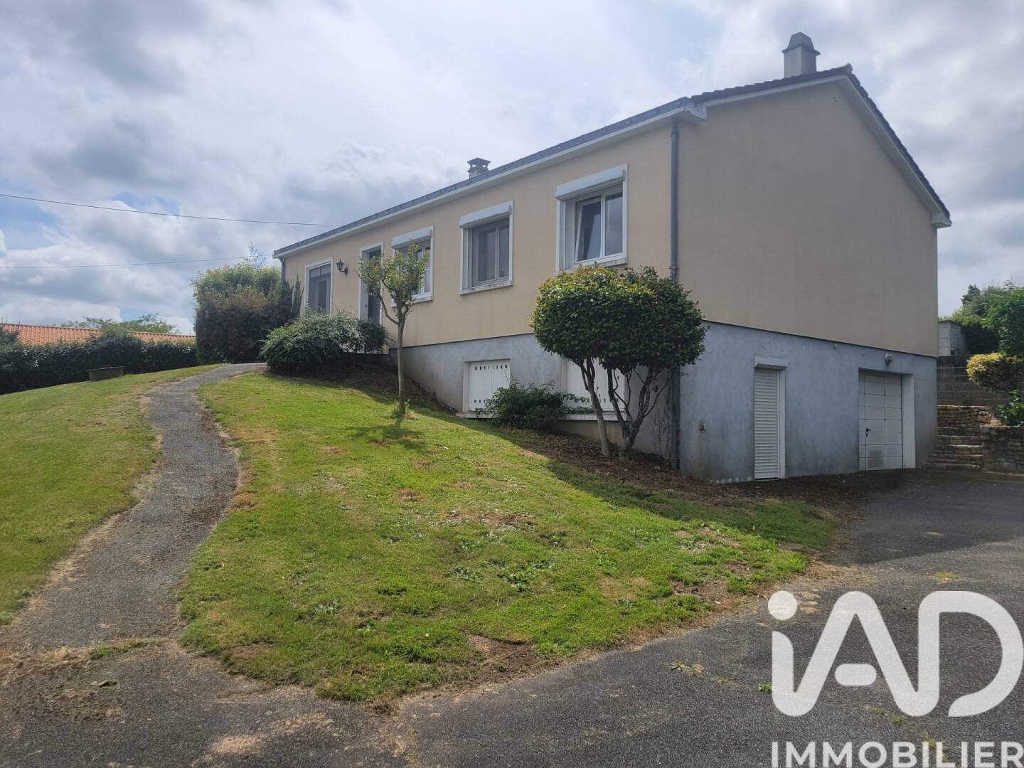 Maison 6 pièces 120 m² · à Cheffois · 120 m² · 145 000 €