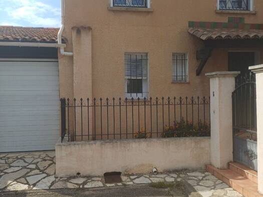 Maison à vendre 420 000 € 5 pièces 4 chambres 110 m² 319 m² de terrain La Destrousse 13112