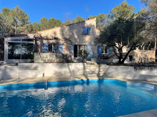 Maison à vendre 640 000 € 5 pièces 3 chambres 160 m² 10 000 m² de terrain Est Fuveau 13710