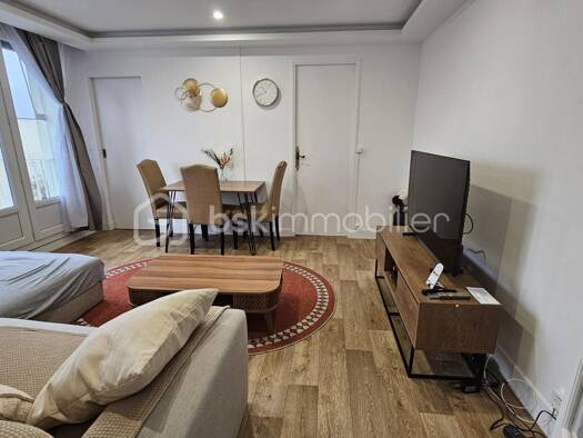 Appartement à vendre 115 000 € 4 pièces 3 chambres 68 m² Étage 3/12 Bourgogne-Pasteur Orléans 45000