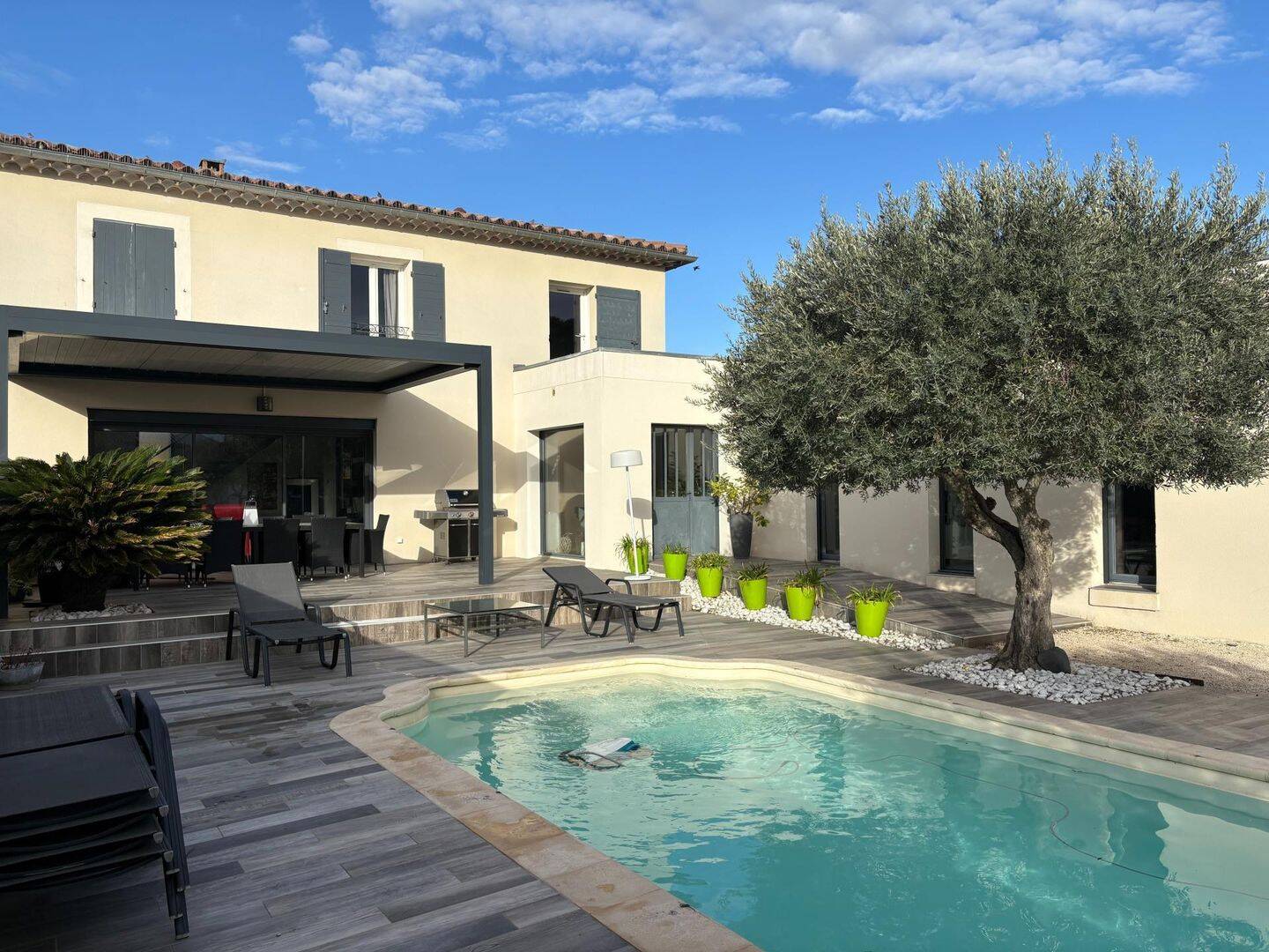 Maison 7 pièces 170 m² · à Aubignan · 170 m² · 550 000 €