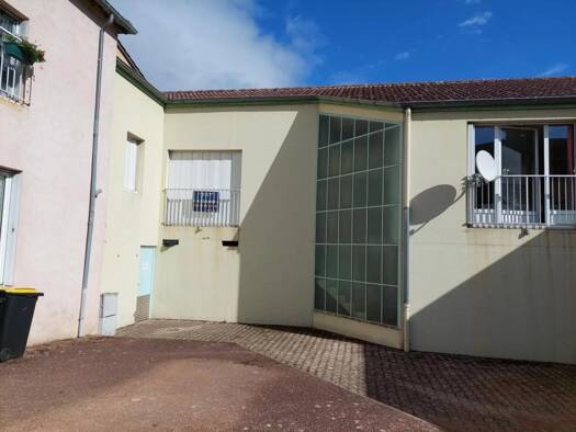 Duplex à louer 417 € 3 pièces 2 chambres 65 m² 1er étage Saint-Symphorien-de-Lay 42470