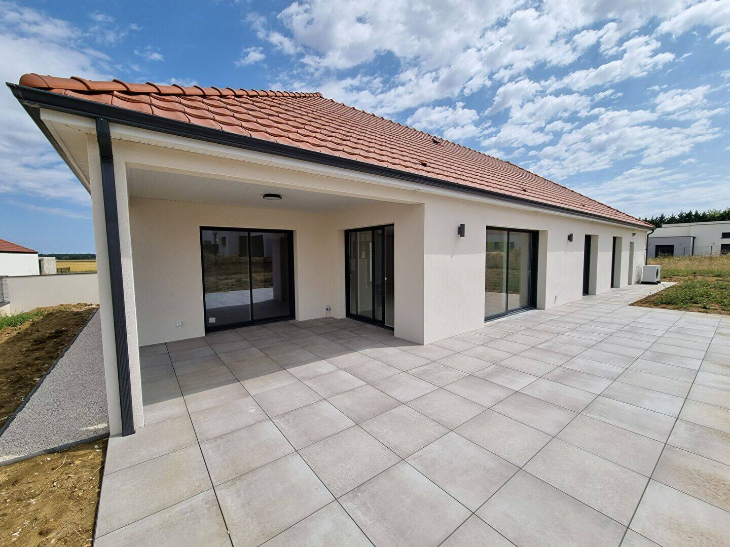 Maison 6 pièces 130 m² · à Fauverney · 130 m² · 1 706 €/mois