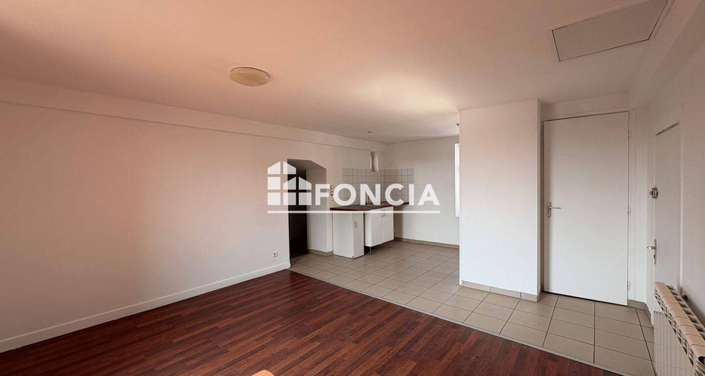 Appartement 2 pièces 41 m² · à Miribel · 40,6 m² · 599 €