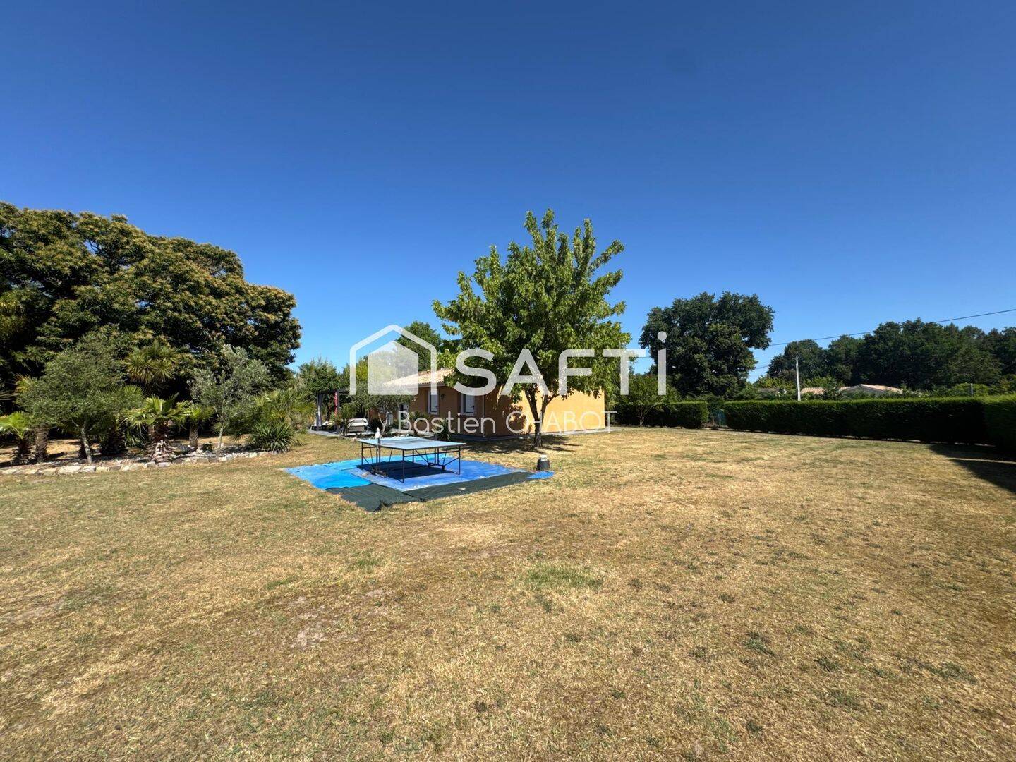 Maison 4 pièces 99 m² · à Saint-Laurent-d'Arce · 99 m² · 337 000 €