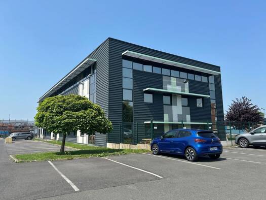 Espace bureau à louer 723 € 427 m² de bureaux divisible de 85 m² à 427 m² Haulchin 59121