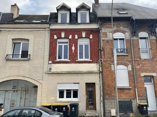 Maison à vendre 95 280 € 6 pièces 4 chambres 111 m² de terrain Albert 80300