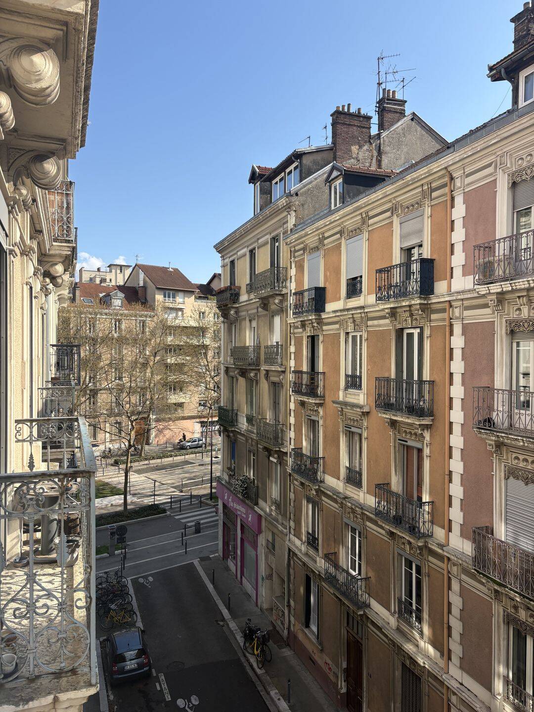 Appartement 2 pièces 36 m² · à Grenoble · 35,6 m² · 105 000 €