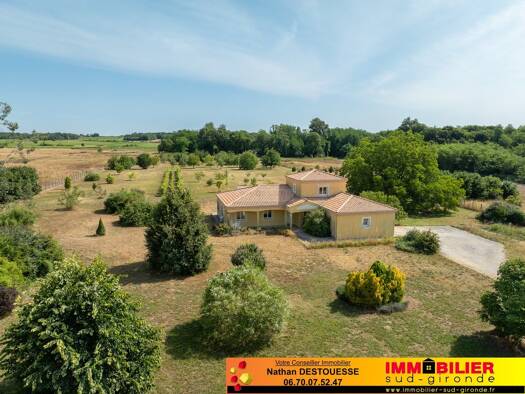 Maison à vendre 446 250 € 7 pièces 3 chambres 185 m² 22 800 m² de terrain Landiras 33720