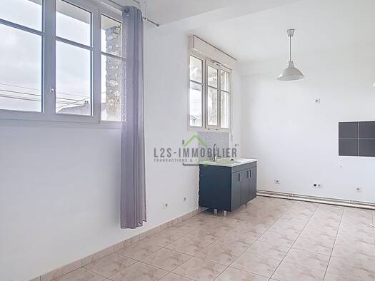 Appartement à louer 663 € 2 pièces 1 chambre 40,9 m² RDC Bornel 60540