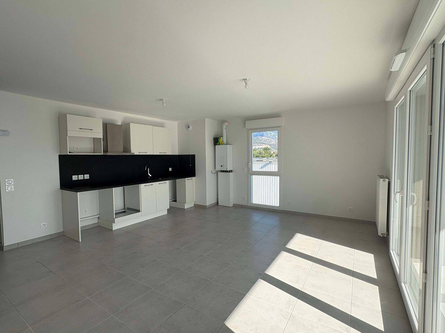 Appartement 4 pièces 83 m² · à Moirans · 83,2 m² · 890 €/mois