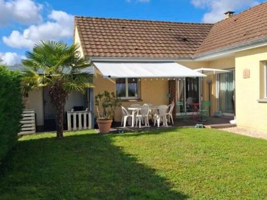 Pavillon à vendre 250 000 € 5 pièces 3 chambres 95 m² 515 m² de terrain Varennes-le-Grand 71240