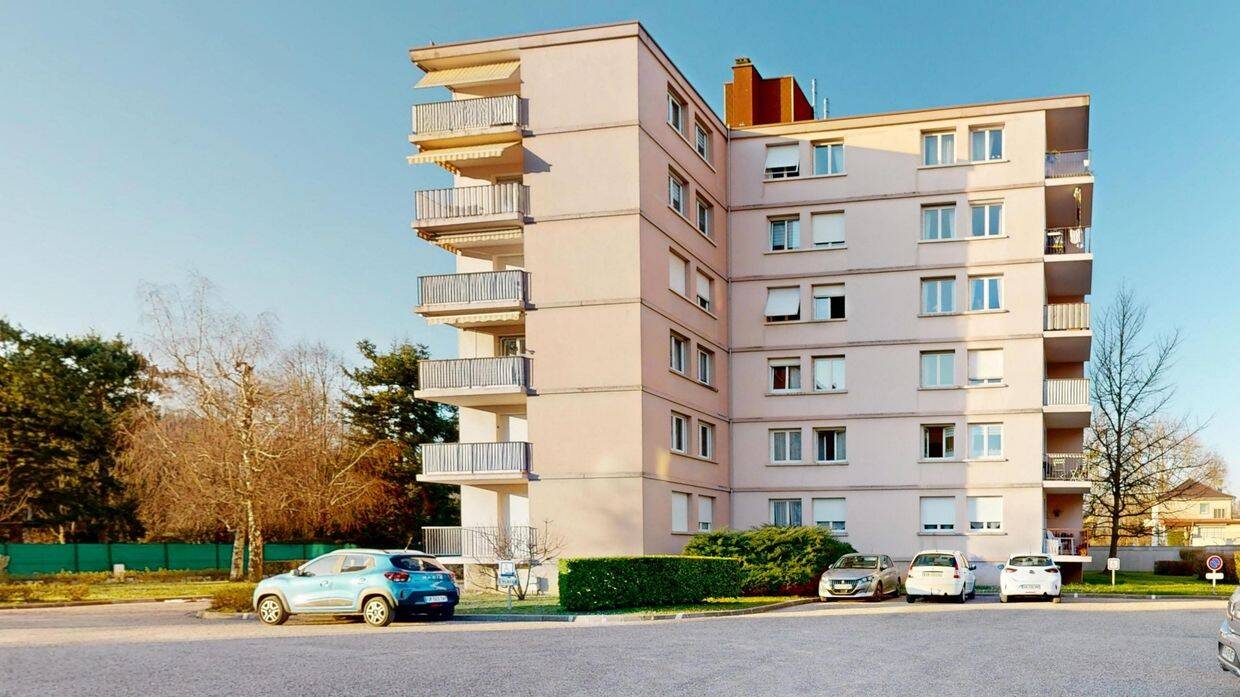 Appartement 4 pièces 84 m² · à Vesoul · 83,5 m² · 110 000 €