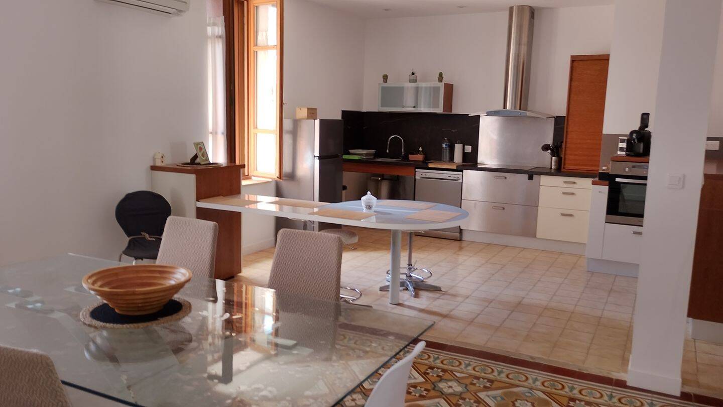 Maison 6 pièces 160 m² · à Magalas · 160 m² · 220 000 €