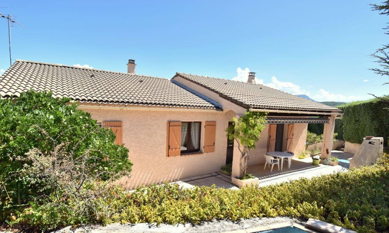 Maison 6 pièces 130 m² · à Aiglun · 130 m² · 294 000 €