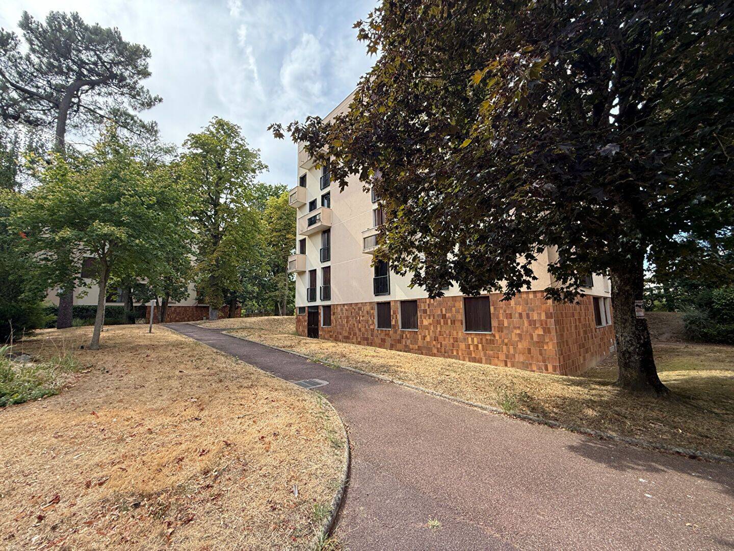 Appartement 5 pièces 96 m² · à Rambouillet · 96 m² · 315 000 €