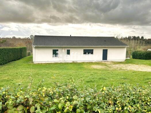 Maison à vendre 270 000 € 5 pièces 4 chambres 137 m² 4 543 m² de terrain Condac 16700