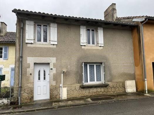 Maison à vendre 54 800 € 4 pièces 3 chambres 101 m² 400 m² de terrain Val d'Issoire 87330