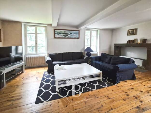 Maison à vendre 590 000 € 10 pièces 5 chambres 243 m² Bergougnan Clermont-Ferrand 63000