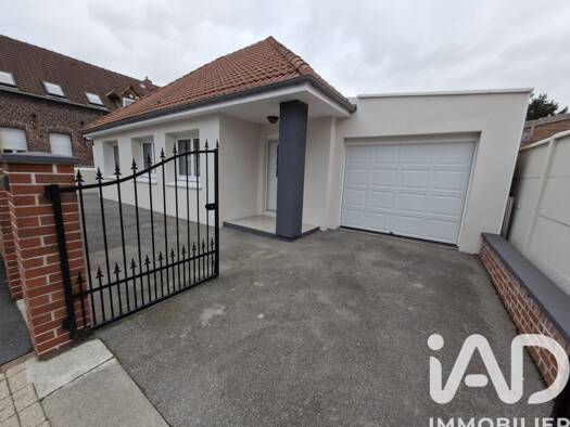 Maison de plain-pied à vendre 246 500 € 3 pièces 2 chambres 88 m² 339 m² de terrain Thermal-Mont des Bruyeres Saint-Amand-les-Eaux 59230