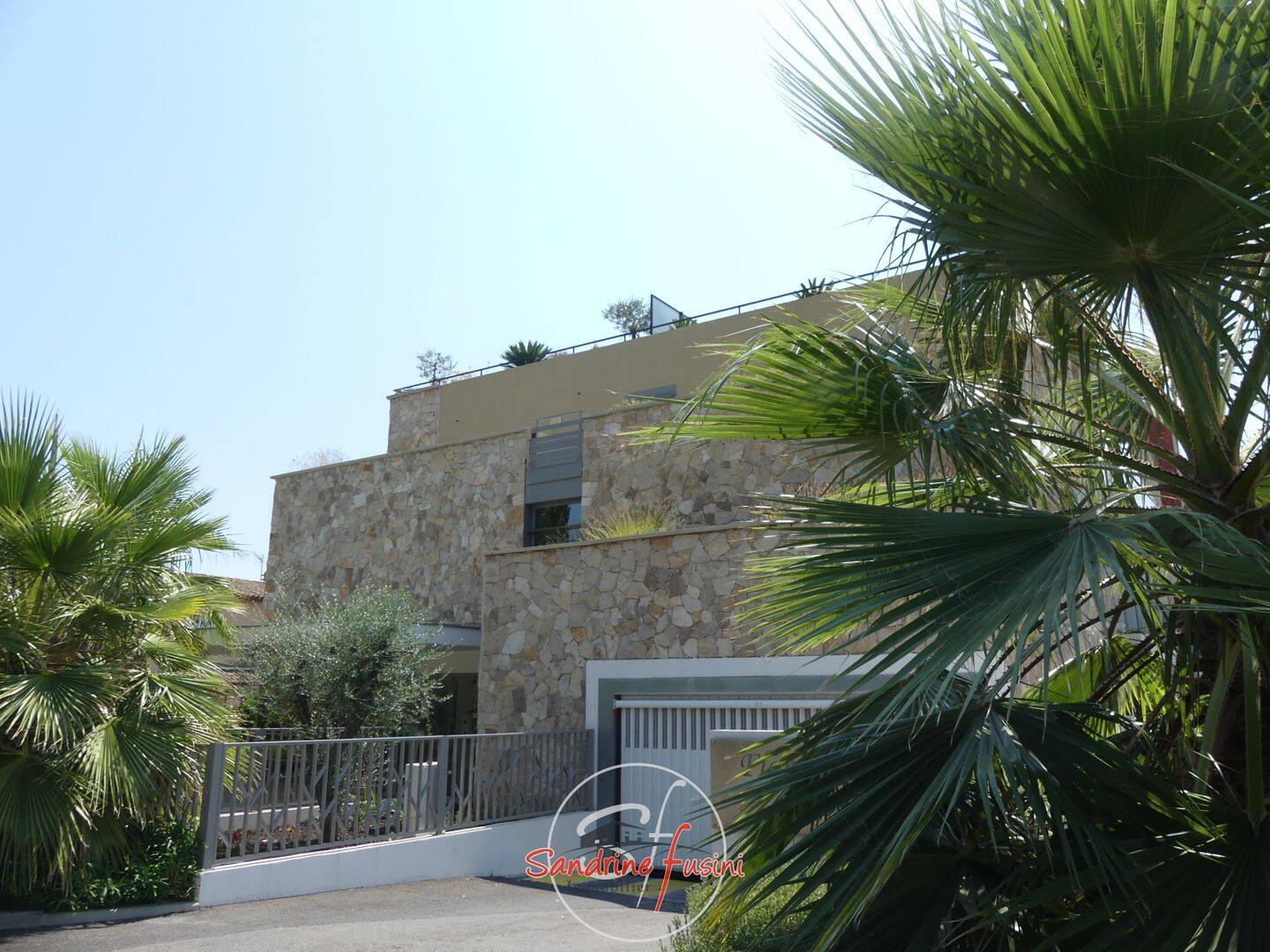 Appartement 2 pièces 40 m² · à Carros · 40,3 m² · 990 €