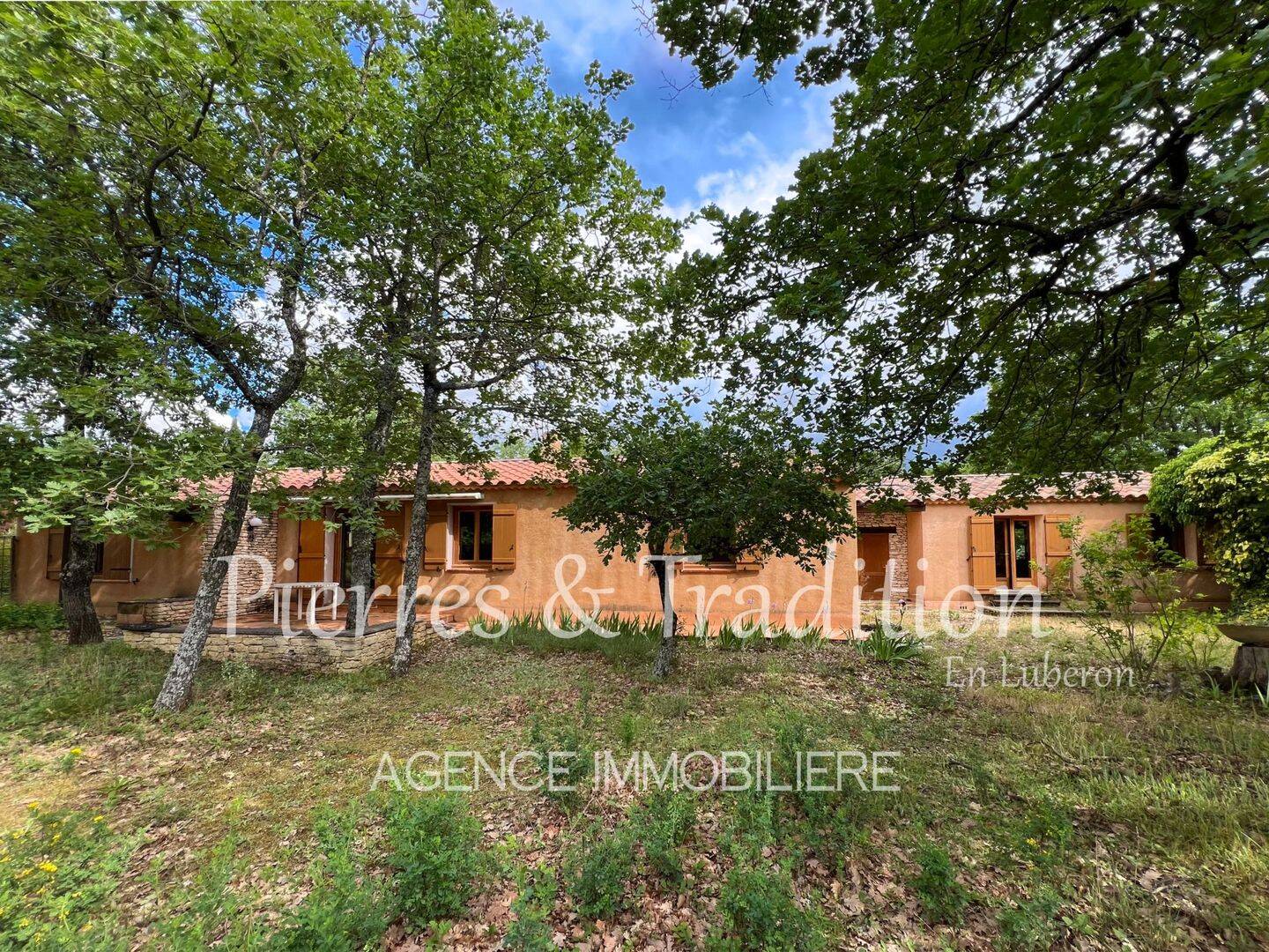 Maison 5 pièces 132 m² · à Saint-Saturnin-lès-Apt · 131,5 m² · 435 000 €