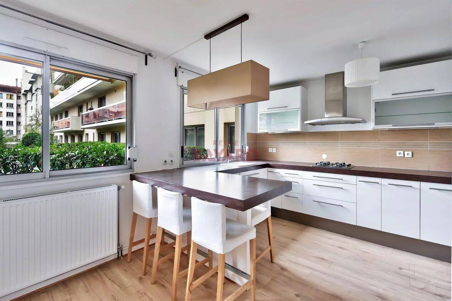 Appartement 4 pièces 96 m² · à Lyon 6ème Arrondissement · 95,5 m² · 1 717 €/mois