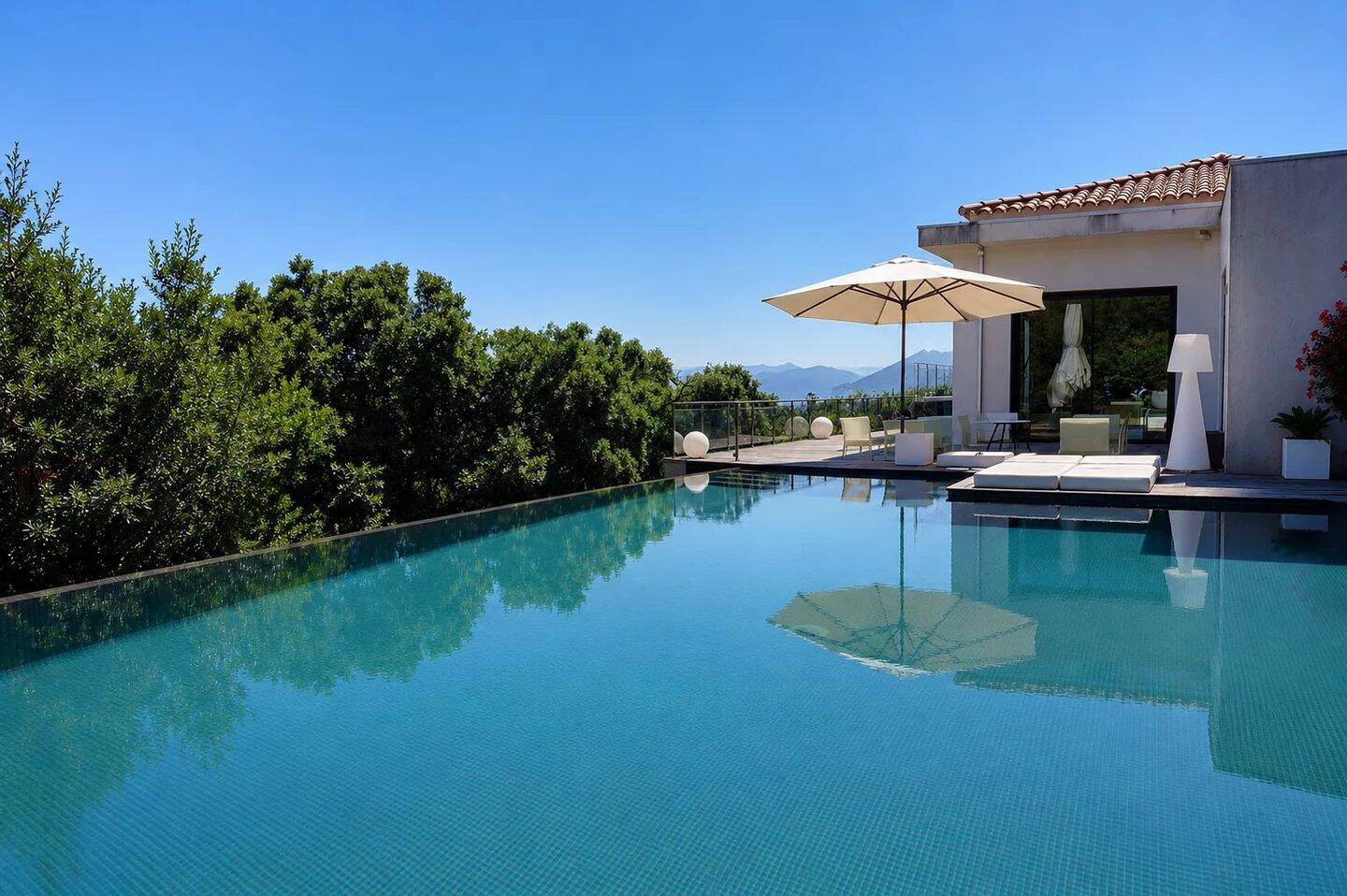 Maison 4 pièces 220 m² · à Ajaccio · 220 m² · 1 400 000 €